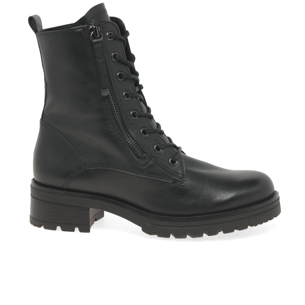 Serve Ankle Boot