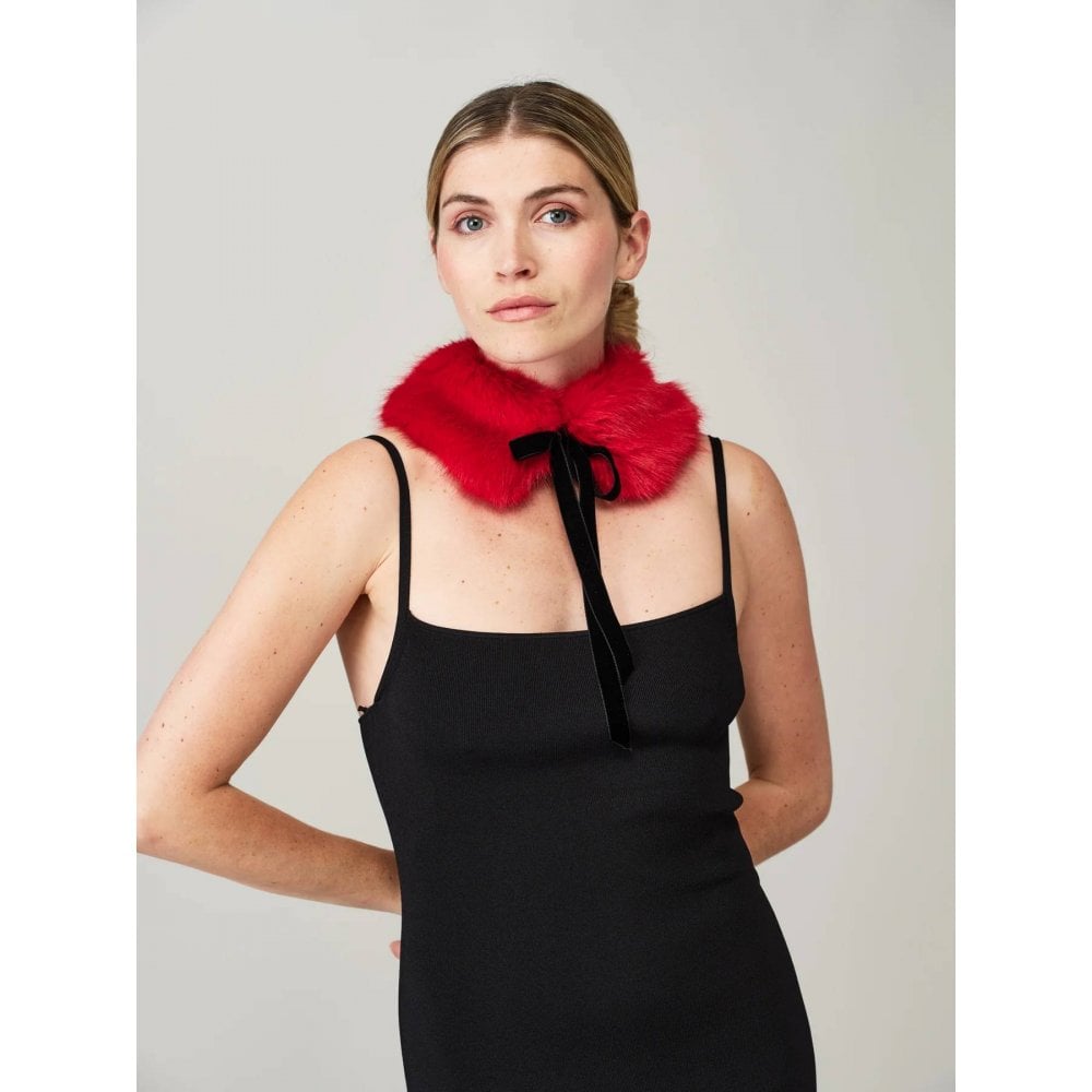 Diana Collar