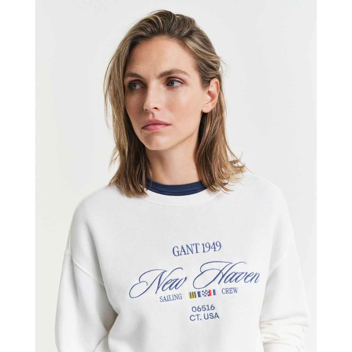 Graphic C-Neck Sweatshirt