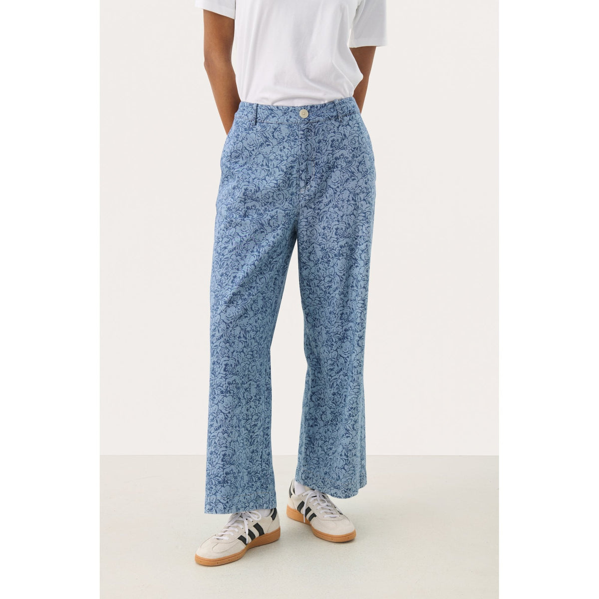 Coralie Trouser