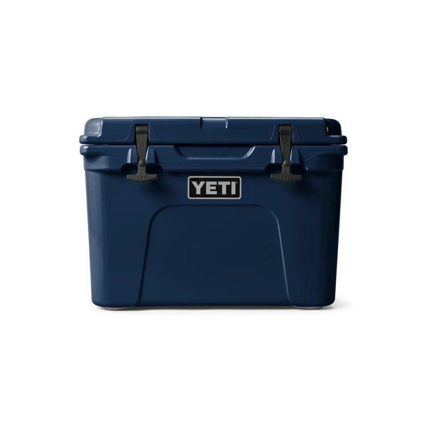 Tundra® 35 Cool Box