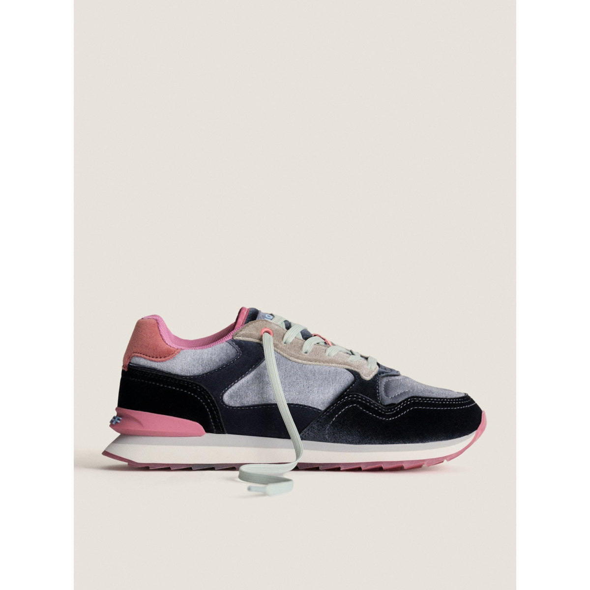 City Sapphire Trainers