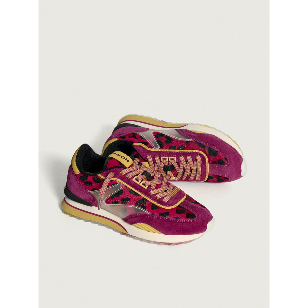 Art Pink Trainers