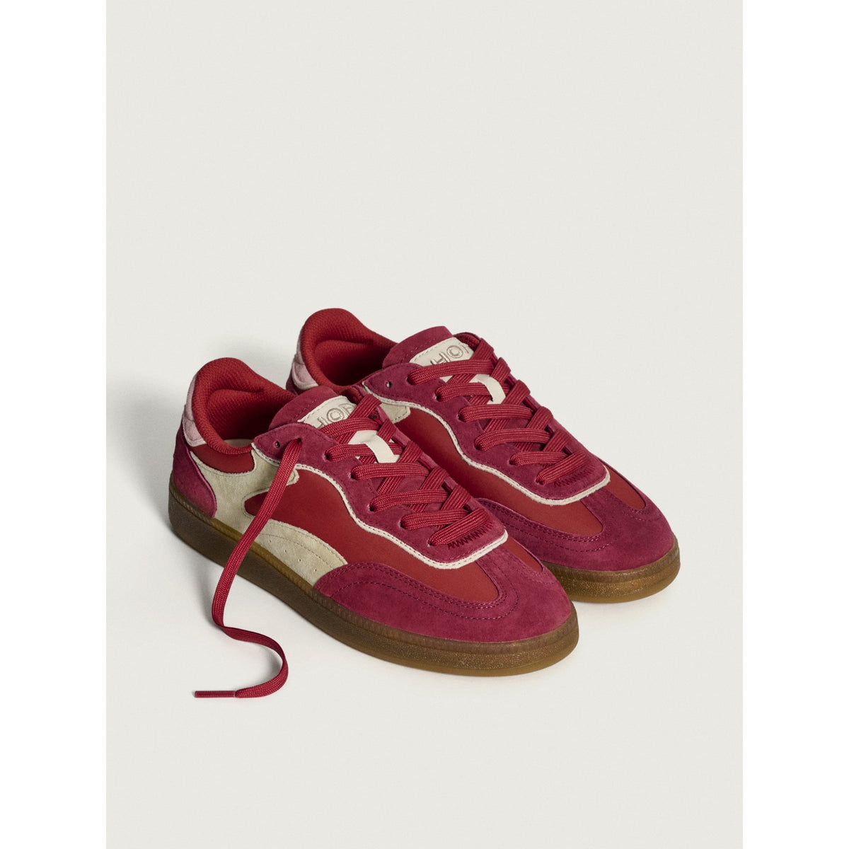 Alley Cherry Trainers