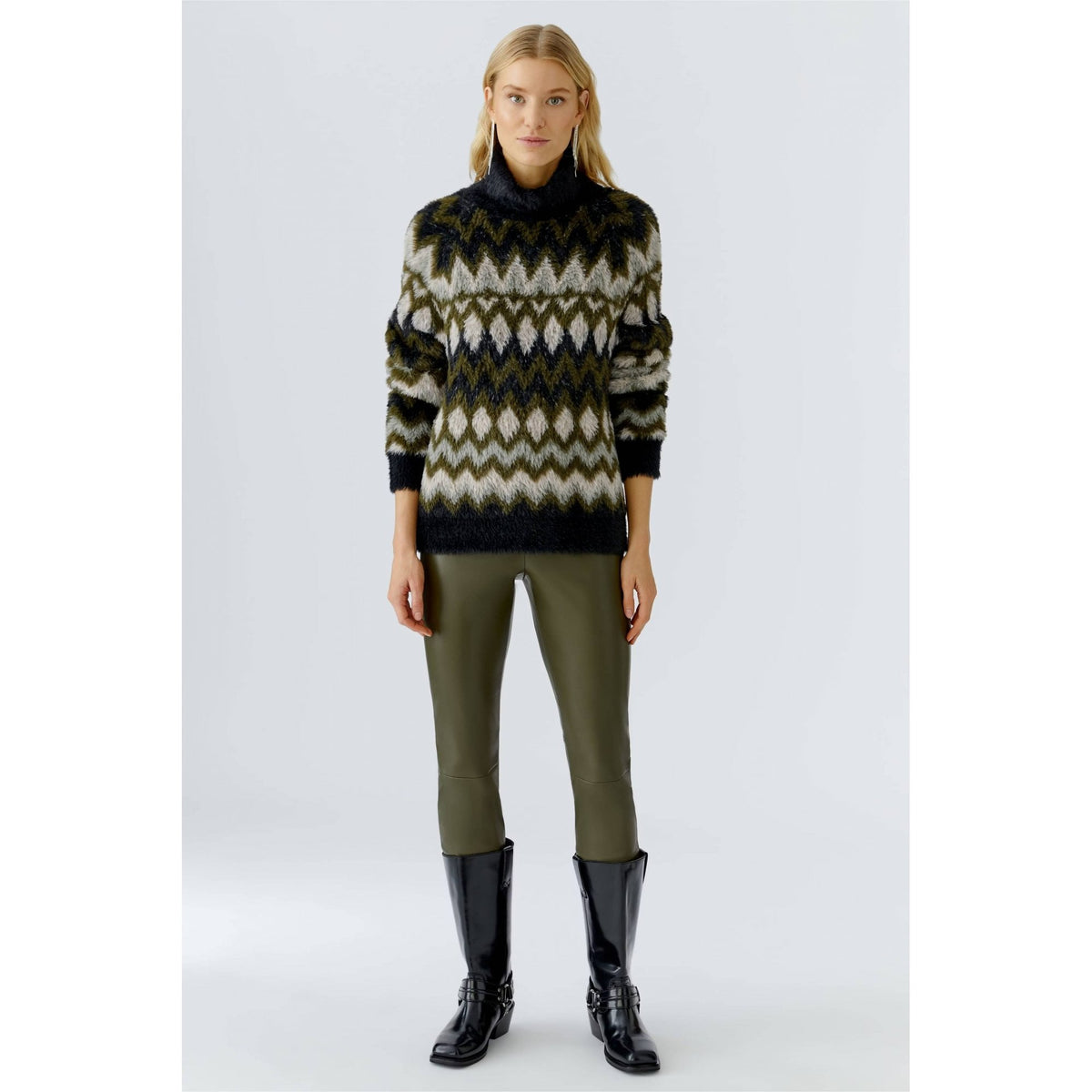 Turtle Neck Pullover