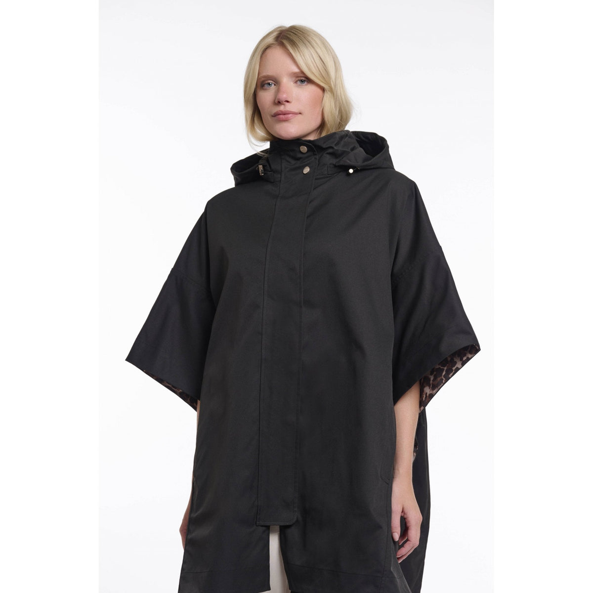 Gust Oversized Cape