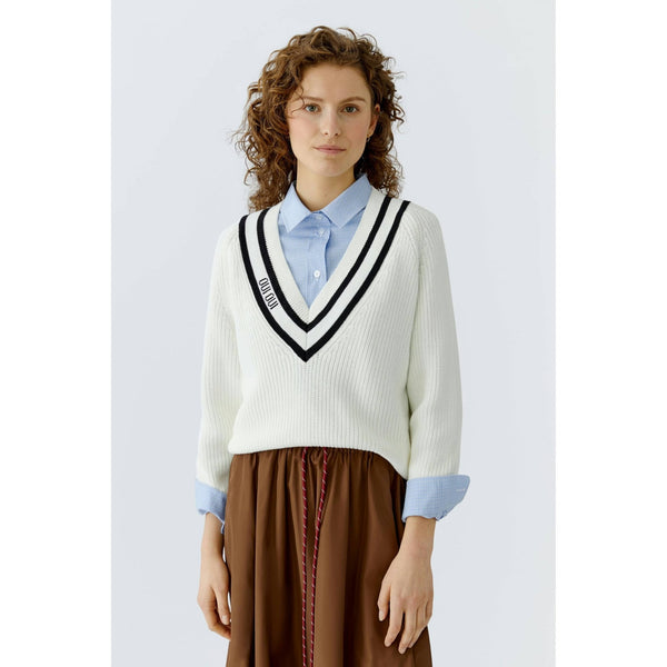College Pullover