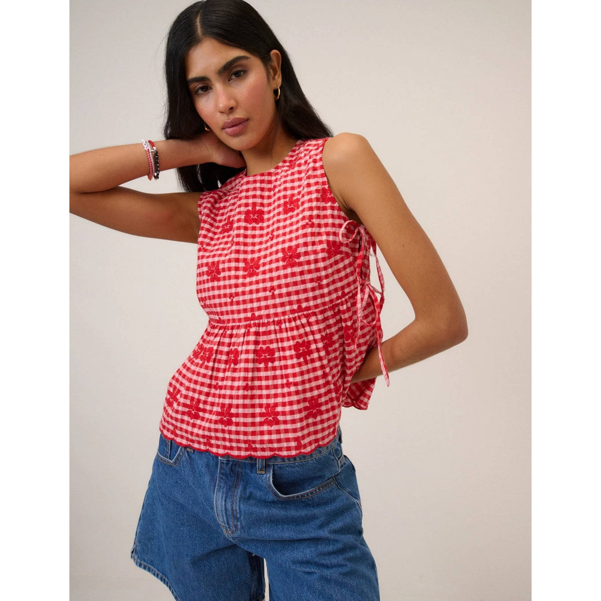 Valerie Top