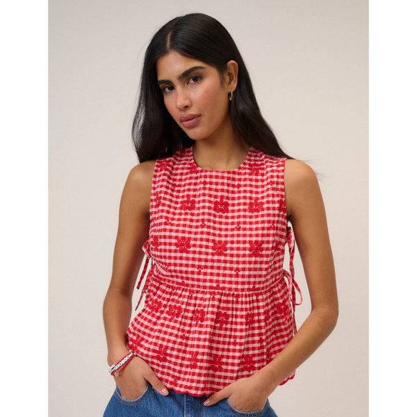 Valerie Top