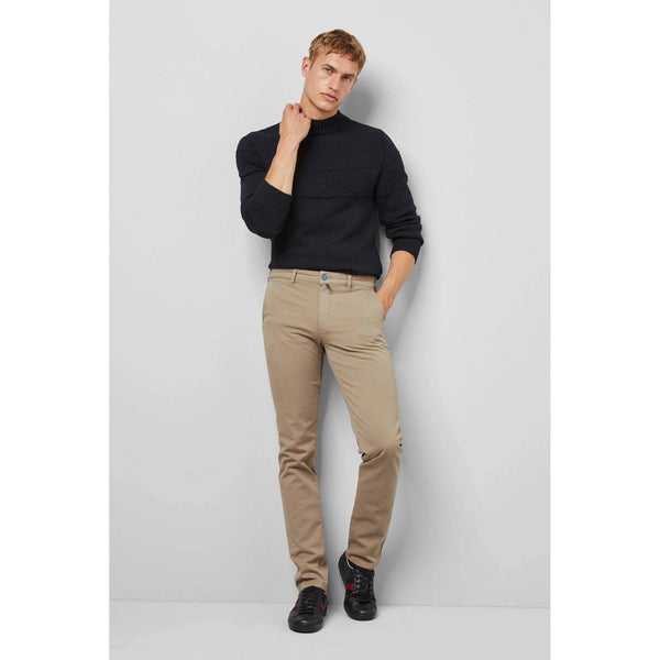 M5 Chino 6001