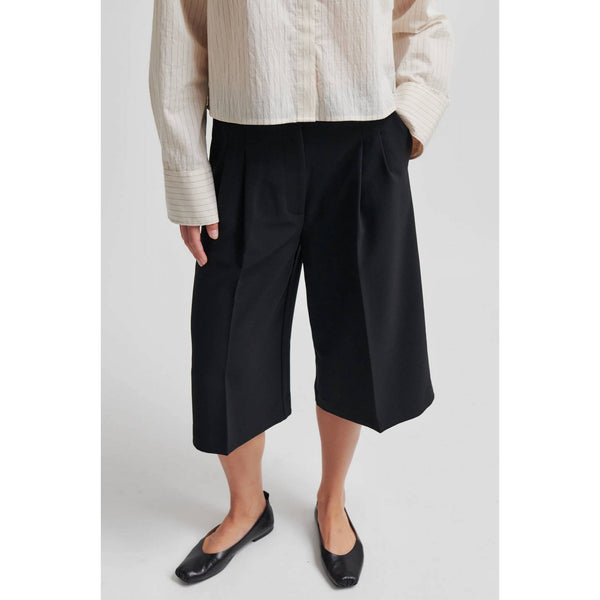 Flore Bermuda Shorts