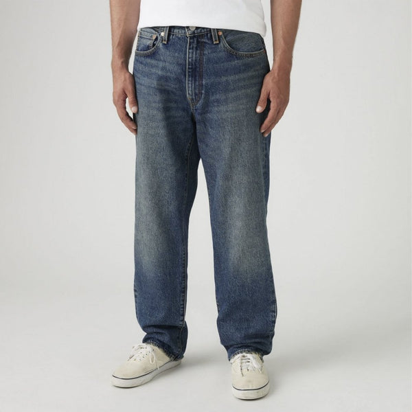 568™ Loose Straight Jeans