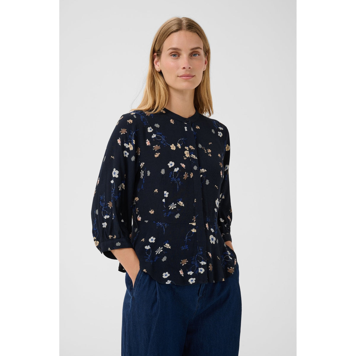 Constantina Shirt