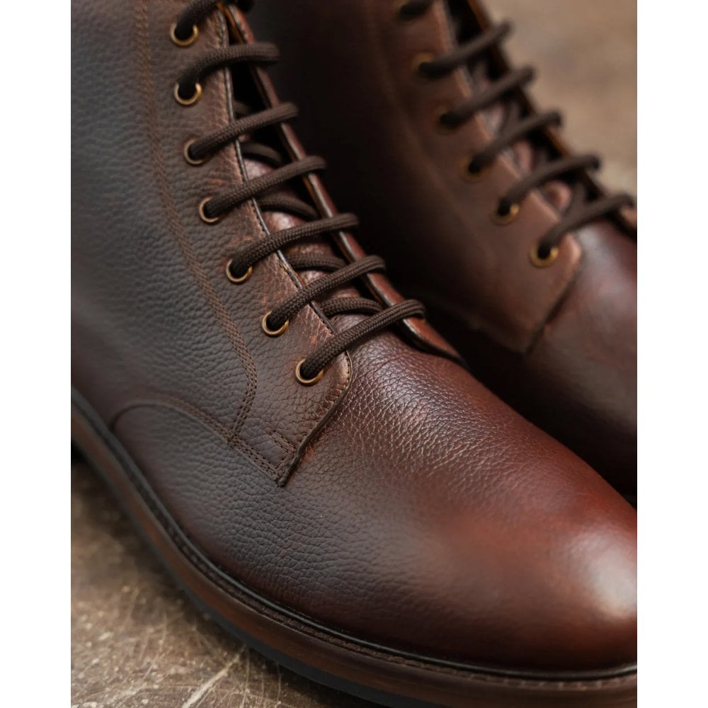 Settle Boot